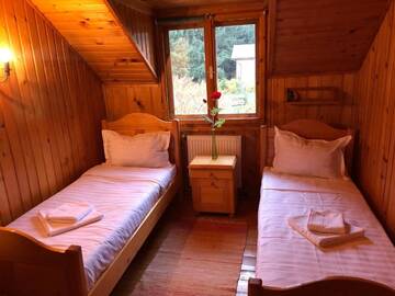 Фото номера Дом с 2 спальнями Дома для отпуска Cabana dintre Brazi г. Veţel 63