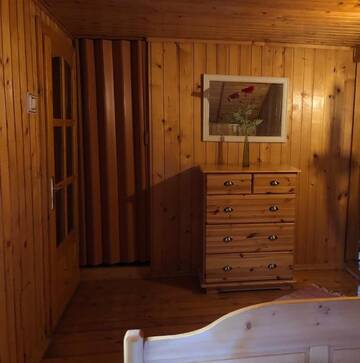 Фото номера Дом с 2 спальнями Дома для отпуска Cabana dintre Brazi г. Veţel 69